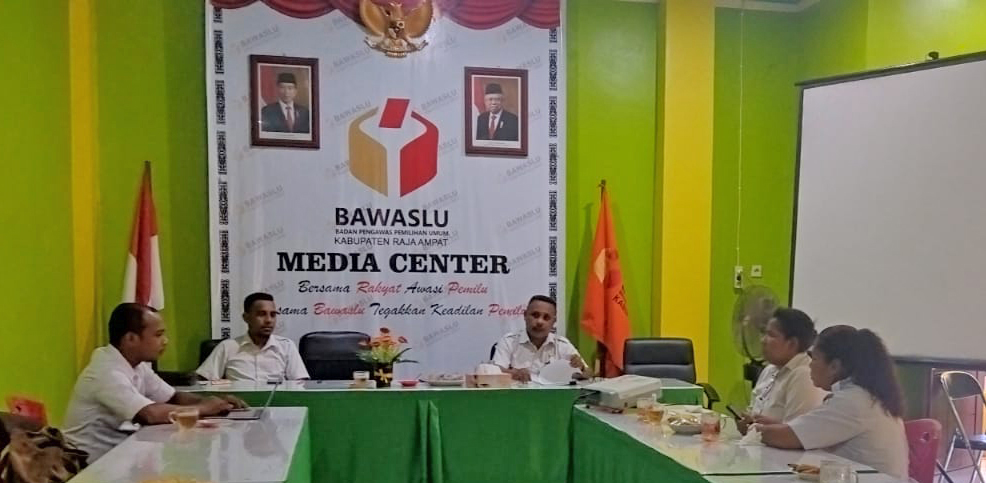 Bawaslu R4 Buka Pendaftaran Panwaslu Distrik Se-Kab.Raja Ampat