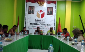 Bawaslu R4 Terima Kunjungan KPU Raja Ampat